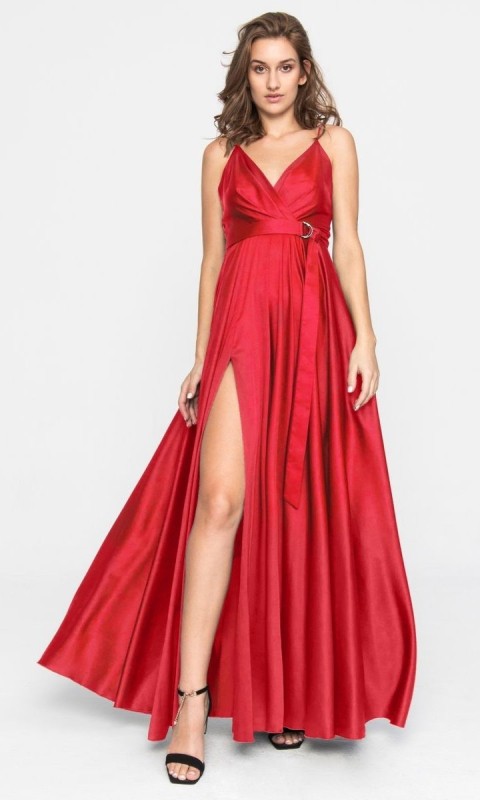 Satynowa długa sukienka czerwona