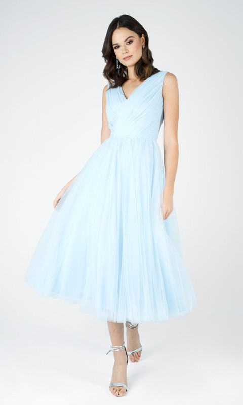 Błękitna tiulowa sukienka